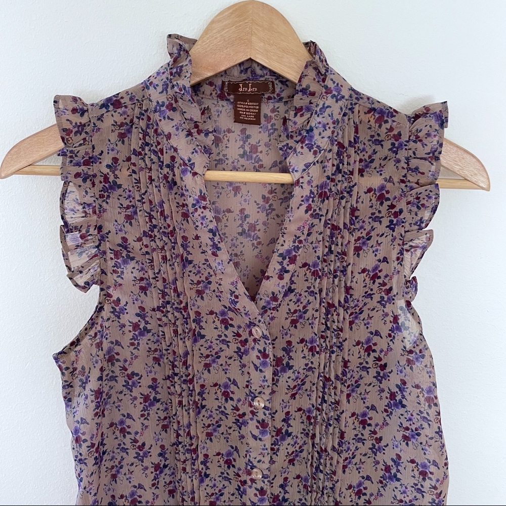 DMBM Floral Sleeveless Blouse